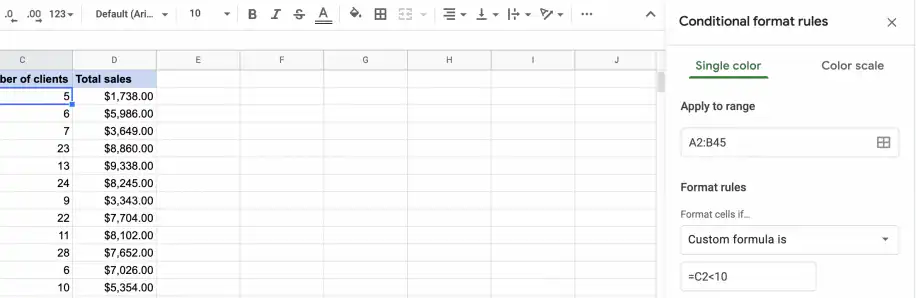 Formatação condicional com base em outra célula — fórmula personalizada que verifica a coluna C para o intervalo A2:B45