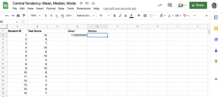 Como calcular a mediana no Google Sheets — cabeçalho 'Median' em E1 com a célula E2 selecionada ao lado da média de 7.333333333