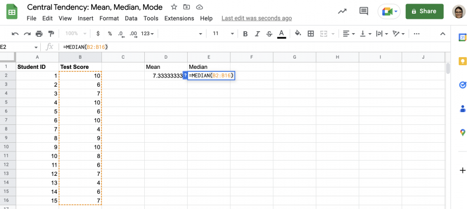 Como calcular a mediana no Google Sheets — =MEDIAN(B2:B16) na célula E2 com o intervalo 'Test Score' destacado