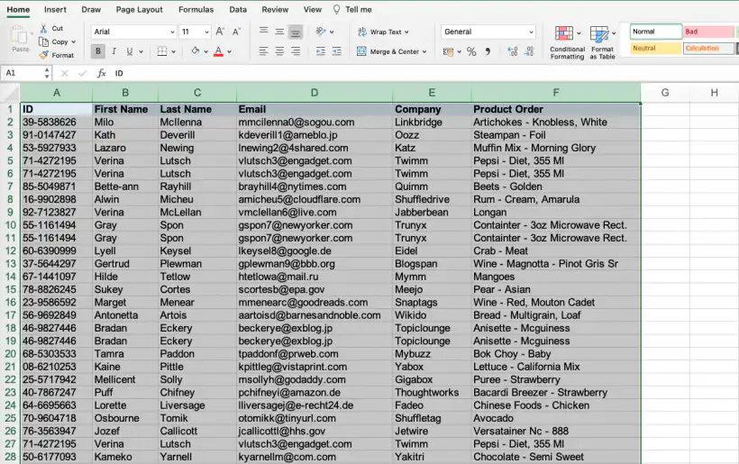 Como remover duplicatas no Excel — tabela de clientes com as colunas ID, nome, e-mail, empresa e pedido selecionadas