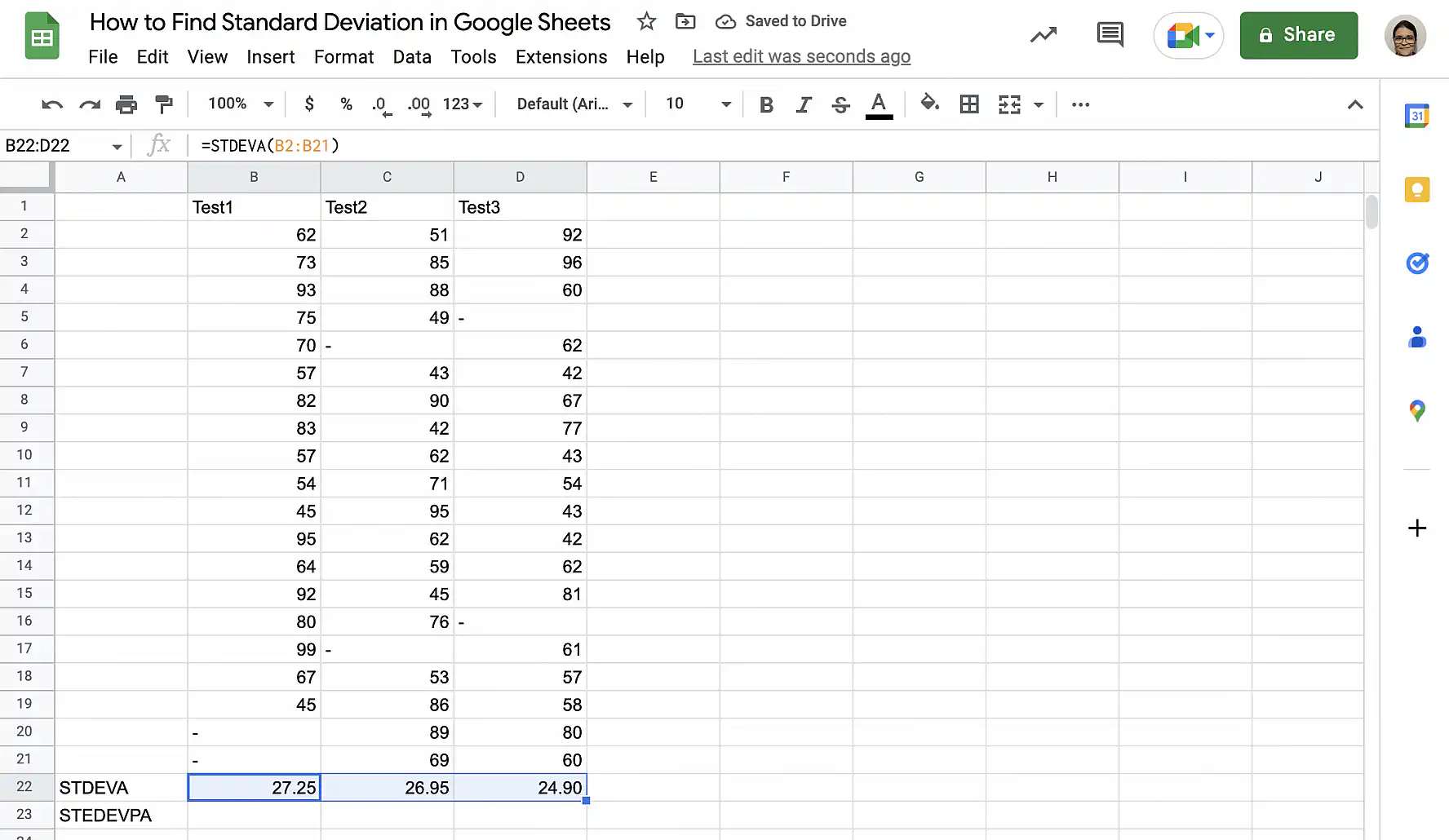 STDEVA no Google Sheets: resultados de 27.25, 26.95 e 24.90 para as três provas